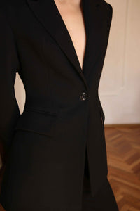 woolen fitted black suit for women